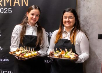 04e041337027ab546e156cd22c9484a5