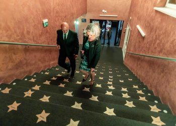 2215c12e2fc71c4659395aa478754c6a