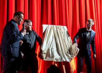 90c4971e77b723f83cbb7fcb64be03b9