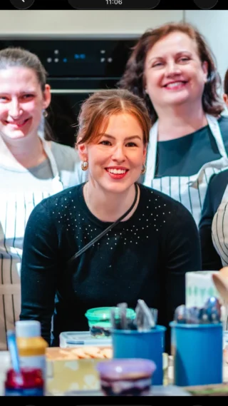 Instagram post from profeel_agency_. This post is in position 1.